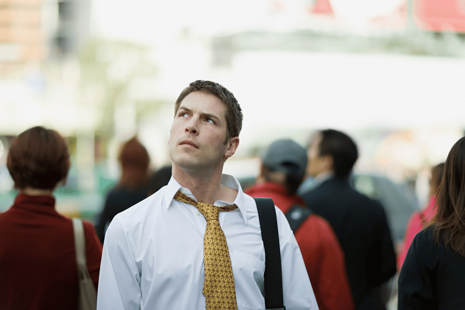 10 ponašanja koja ti trenutno snižavaju vrednost (a većina ih ni ne primećuje)