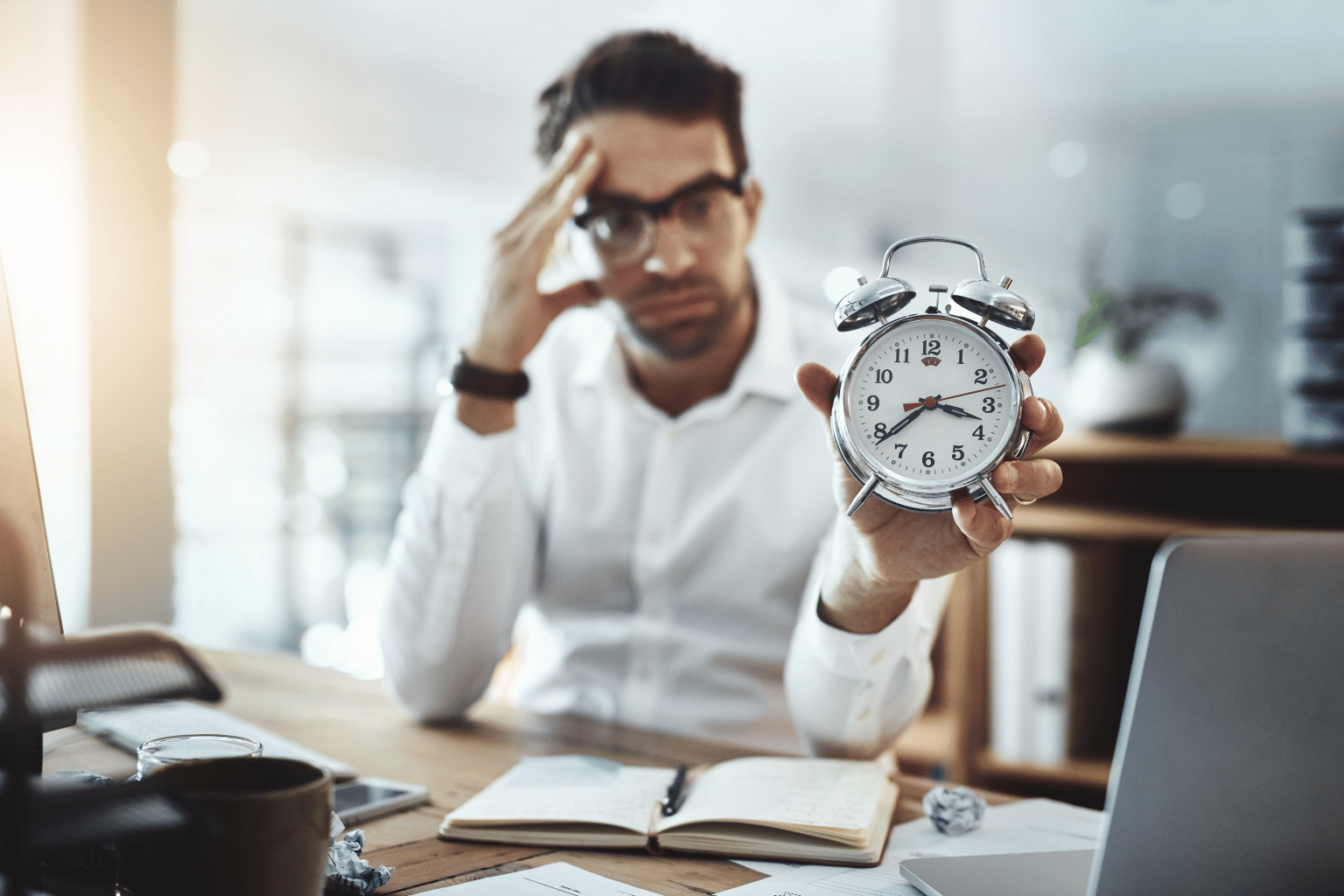 7 psiholoških razloga zašto se pare  'ne lepe' za neke ljude — bez obzira koliko zarađuju